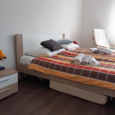 Apartamento Sunny Sukošan Exterior foto